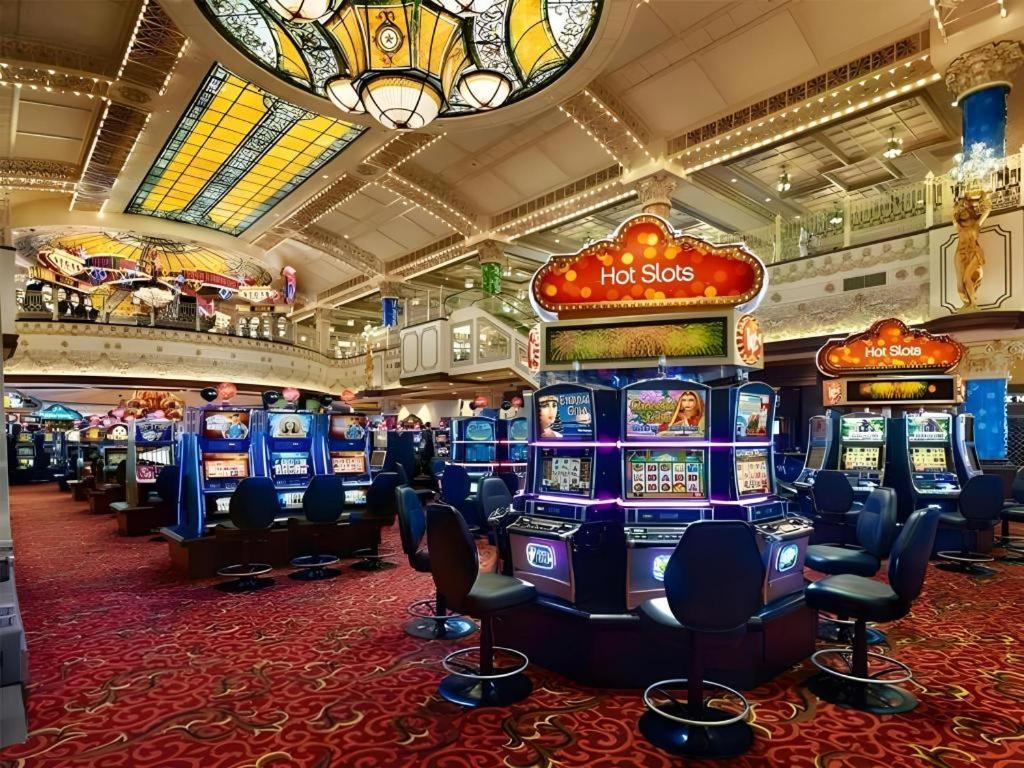 Ameristar Casino Resort And Spa Saint Charles Exterior foto