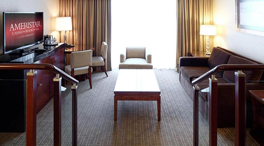 Ameristar Casino Resort And Spa Saint Charles Exterior foto
