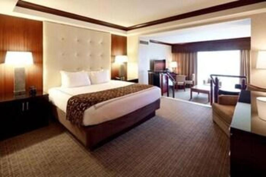 Ameristar Casino Resort And Spa Saint Charles Exterior foto